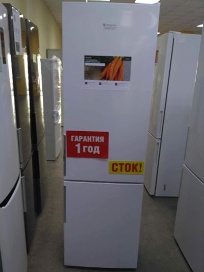 Лот: 13985850. Фото: 1. Холодильник hotpoint-ariston hf... Холодильники, морозильные камеры