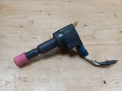 Лот: 18833431. Фото: 1. Катушка зажигания Honda Airwave... Электрооборудование