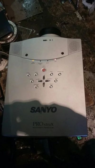 Лот: 10377457. Фото: 1. Проектор Sanyo неисправный. Проекторы