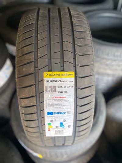 Лот: 25755534. Фото: 1. Летняя резина 235/40 R-18 "Black... Шины