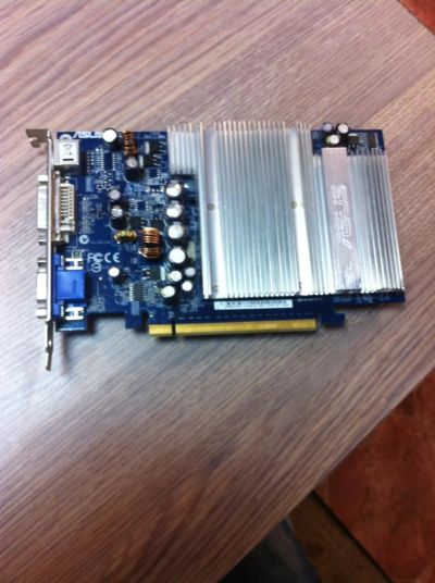 Лот: 4805844. Фото: 1. Видеокарта asus en6600silencer... Видеокарты