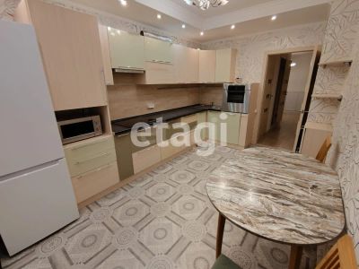 Лот: 25634489. Фото: 1. 3-комн. квартира , Красноярск... Квартиры, студии