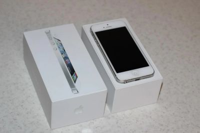 Лот: 4990223. Фото: 1. Apple Iphone 5 16Gb White (A1429... Смартфоны