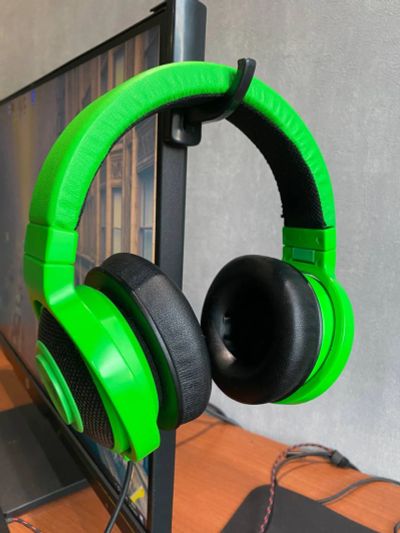 Лот: 19178706. Фото: 1. Игровые наушники Razer Kraken... Наушники, гарнитуры