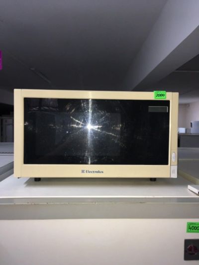 Лот: 15217982. Фото: 1. Микроволновая печь Electroiux... Микроволновки, мини-печи