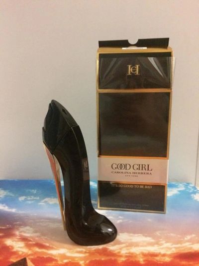 Лот: 9524123. Фото: 1. Женский парфюм carolina herrera... Женская парфюмерия