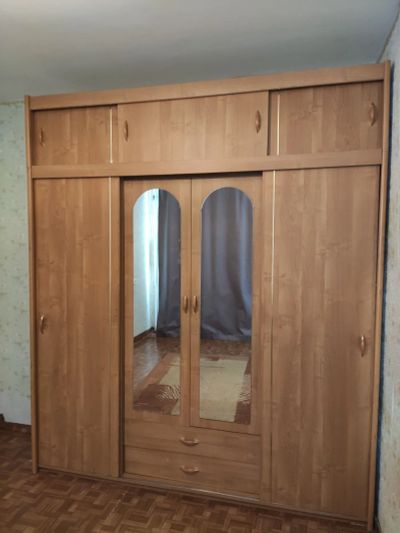 Лот: 17128506. Фото: 1. Шкаф. Шкафы, шкафы-купе