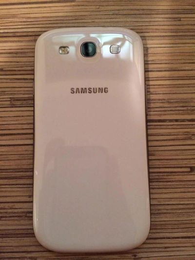 Лот: 3612742. Фото: 1. Samsung Galaxy S3 16 gb Белый. Смартфоны