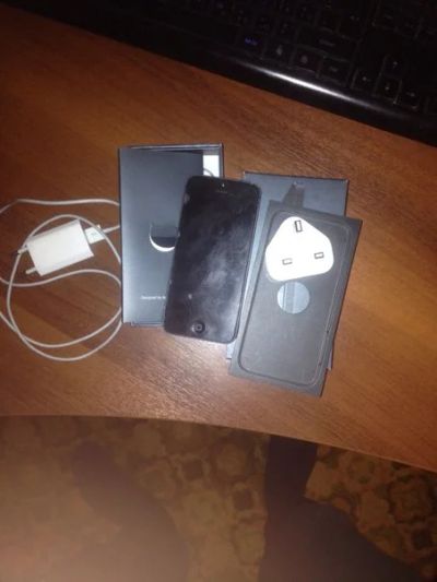 Лот: 6738487. Фото: 1. Iphone 5 в идеальном состояние... Смартфоны