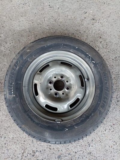 Лот: 20404915. Фото: 1. 175/70/13 Michelin + диск 4x98... Шины на дисках