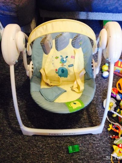 Лот: 9202714. Фото: 1. Шезлонг качеля Happy Baby Fun... Ходунки, прыгунки, качели