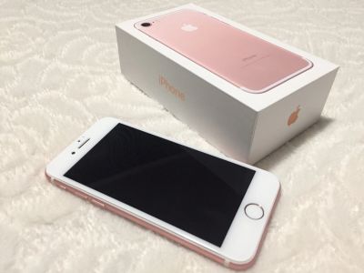 Лот: 12597628. Фото: 1. iPhone 7 rose gold 32gb. Смартфоны