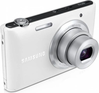 Лот: 6071224. Фото: 1. Фотоаппарат Samsung ST72 White. Цифровые компактные