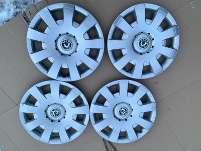 Лот: 15764821. Фото: 1. Колпаки Skoda R16. Колпаки