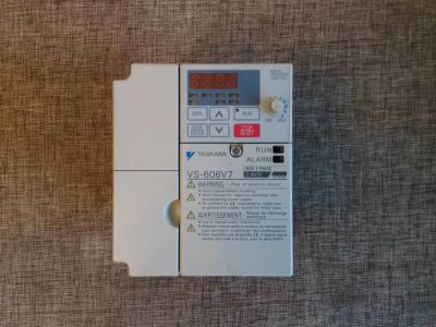Лот: 10815661. Фото: 1. Частотник yaskawa vs-606v7. Промышленное