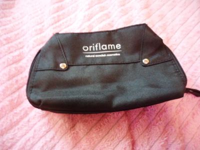 Лот: 21034465. Фото: 1. Косметичка Oriflame . Аксессуары