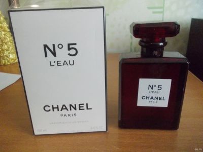 Лот: 13130993. Фото: 1. Chanel №5 L'Eau Red Edition 100мл... Женская парфюмерия