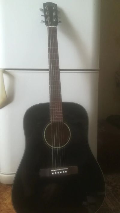 Лот: 19171997. Фото: 1. Акустическая гитара fender black. Гитары