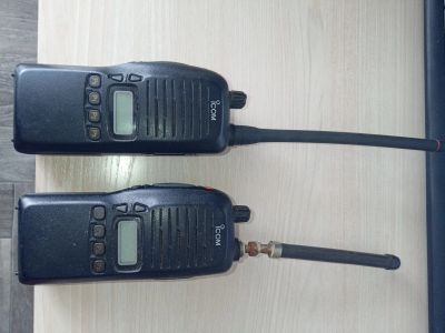 Лот: 20357004. Фото: 1. Продам радиостанции icom. Рации, радиостанции