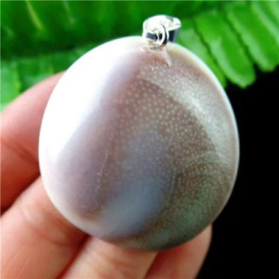 Лот: 7724540. Фото: 1. shell-shaped Кулон бусина №3... Драгоценные и поделочные камни