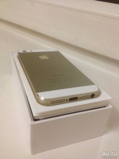 Лот: 9036240. Фото: 1. Продам iPhone 5S Gold. Смартфоны