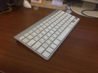 Лот: 6255609. Фото: 1. Клавиатура Apple Keyboard. Клавиатуры и мыши