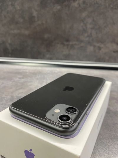 Лот: 19822575. Фото: 1. Отличный iPhone 11 128Gb Black... Смартфоны