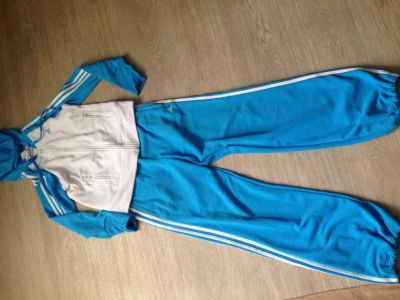 Лот: 4618440. Фото: 1. Спортивный костюм Adidas. Другое (спортивная одежда)