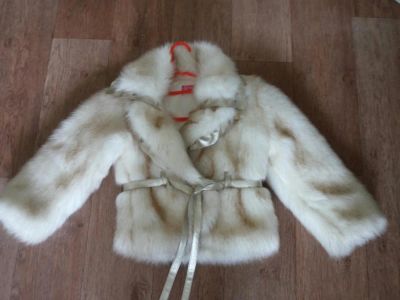Лот: 6005747. Фото: 1. Продам шубку. Верхняя одежда