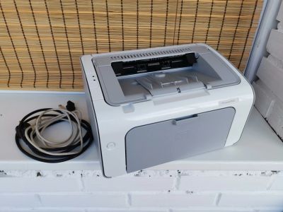 Лот: 17761253. Фото: 1. Принтер HP Laser Jet P1102 идеальное... Лазерные принтеры