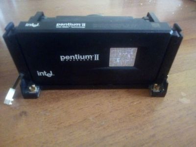 Лот: 17162597. Фото: 1. Процессор Intel Pentium II 300MHz. Процессоры