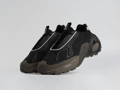 Лот: 25603508. Фото: 1. Кроссовки Adidas Edge Runner. Кеды, кроссовки, слипоны