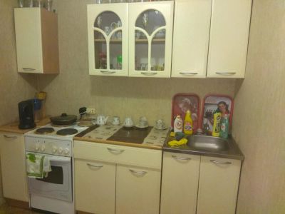 Лот: 11232901. Фото: 1. Кухонный гарнитур, длина 1.7 метра. Кухонные гарнитуры