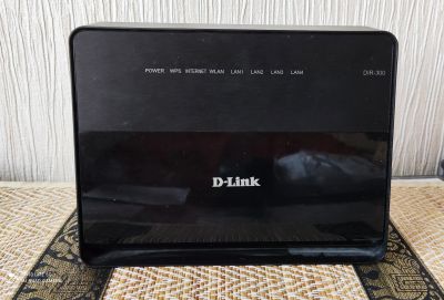 Лот: 17323127. Фото: 1. Роутер Dlink Dir-300. Маршрутизаторы (роутеры)