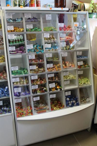 Лот: 3949821. Фото: 1. витрина кондитерская 25 ячеек... Торговое