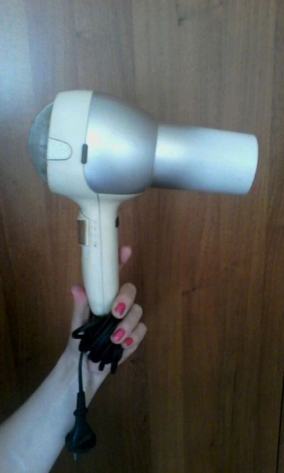 Лот: 11348219. Фото: 1. Фен N2 BRAUN silencio 1000. Укладка и стрижка волос, бритьё, эпиляция