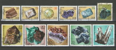 Лот: 16098456. Фото: 1. ЛОТ МАРОК ГДР - Минералы Самоцветы... Марки