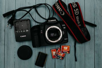 Лот: 12158787. Фото: 1. Canon 5D Mark ii. Цифровые зеркальные