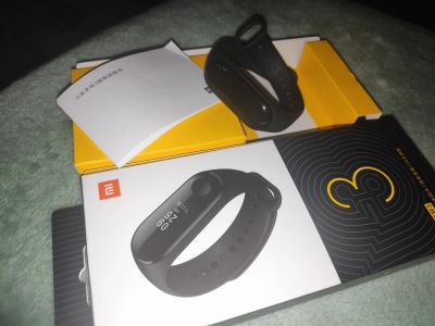 Лот: 14933772. Фото: 1. xiaomi mi band 3 фитнес браслет. Смарт-часы, фитнес-браслеты, аксессуары