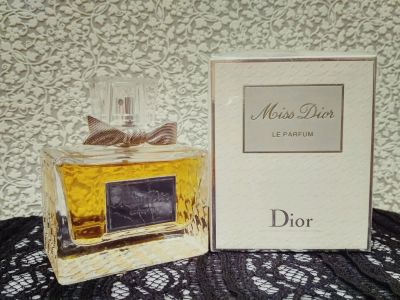 Лот: 9727643. Фото: 1. Духи Miss Dior. Женская парфюмерия