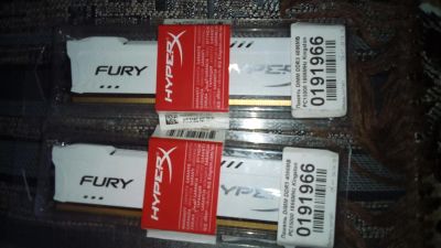 Лот: 8890177. Фото: 1. Fury hyper x hx318c10fw/4. Оперативная память