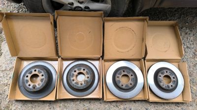 Лот: 25791172. Фото: 1. Тормозные диски Nissan Qashqai... Тормозная система