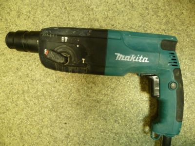Лот: 6194757. Фото: 1. Продам перфоратор Makita HR2450... Электроинструмент