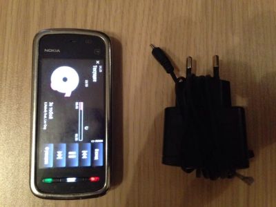 Лот: 3982795. Фото: 1. Nokia 5230 Chrome. Кнопочные мобильные телефоны