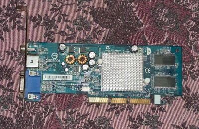 Лот: 1976289. Фото: 1. 128Mb AGP Gigabyte GF4 MX-4000... Видеокарты