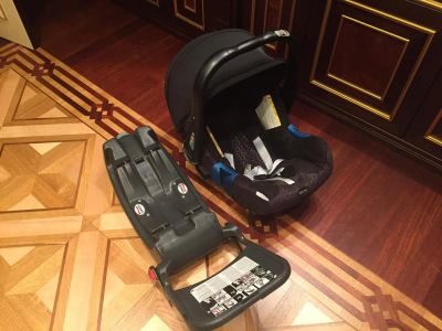 Лот: 5014267. Фото: 1. Автокресло Romer Baby Safe Plus... Детские автокресла