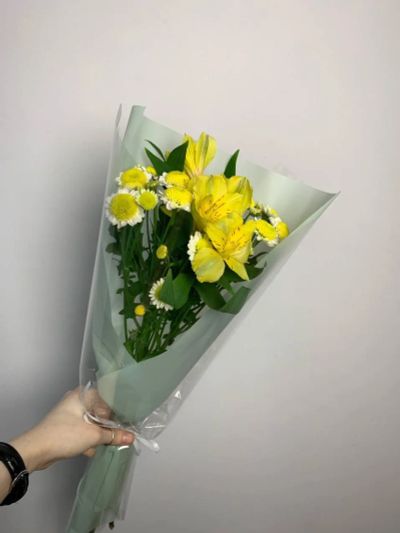 Лот: 25237354. Фото: 1. 5. Букет-комплимент торги с 1... Свежие цветы