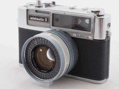 Лот: 9434484. Фото: 1. Yashica Minimatic S 1963г. Плёночные дальномерные, шкальные