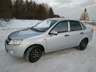 Лот: 10934726. Фото: 1. Лада гранта. Автомобили