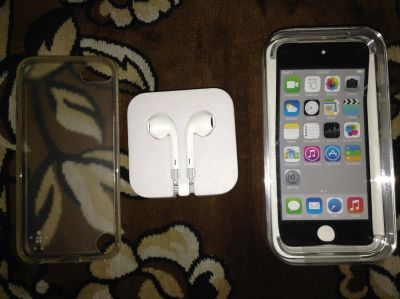 Лот: 3323452. Фото: 1. iPod touch 5 64gb space gray новый... Плееры